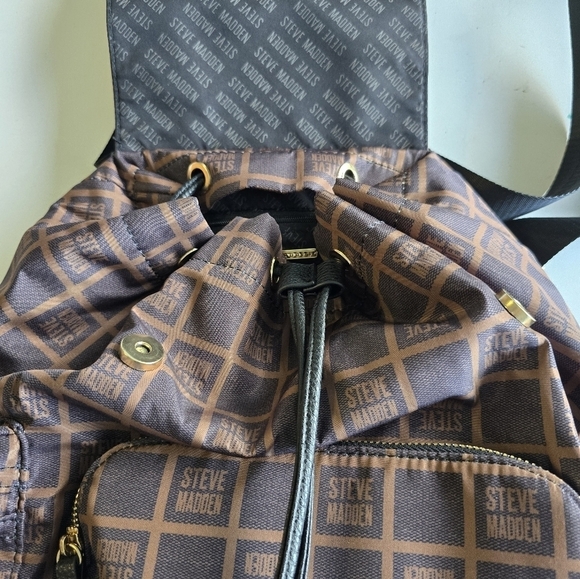 Steve Madden Backpack Black Brown Monogram Carryall Women Large Excellent - Picture 14 of 16